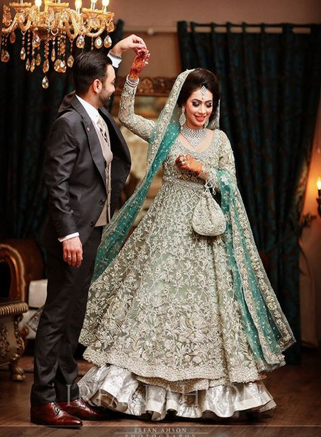 Trending Pakistani Wedding Dresses 2022