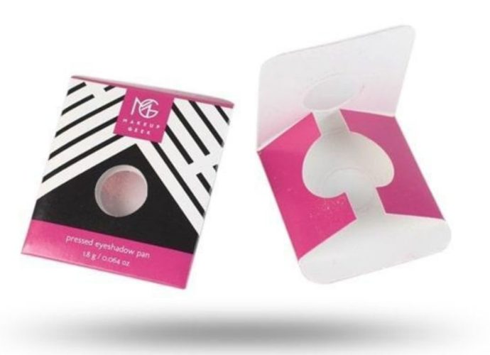 eyeshadow-sleeve-packaging