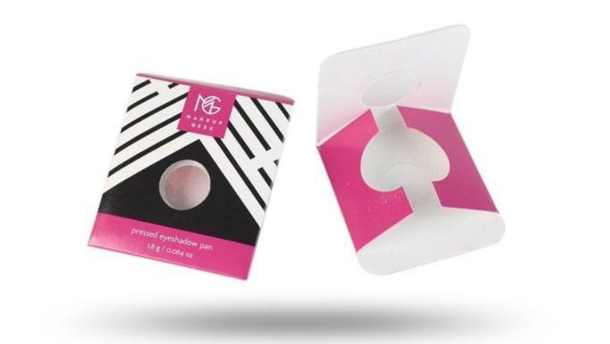 eyeshadow-sleeve-packaging